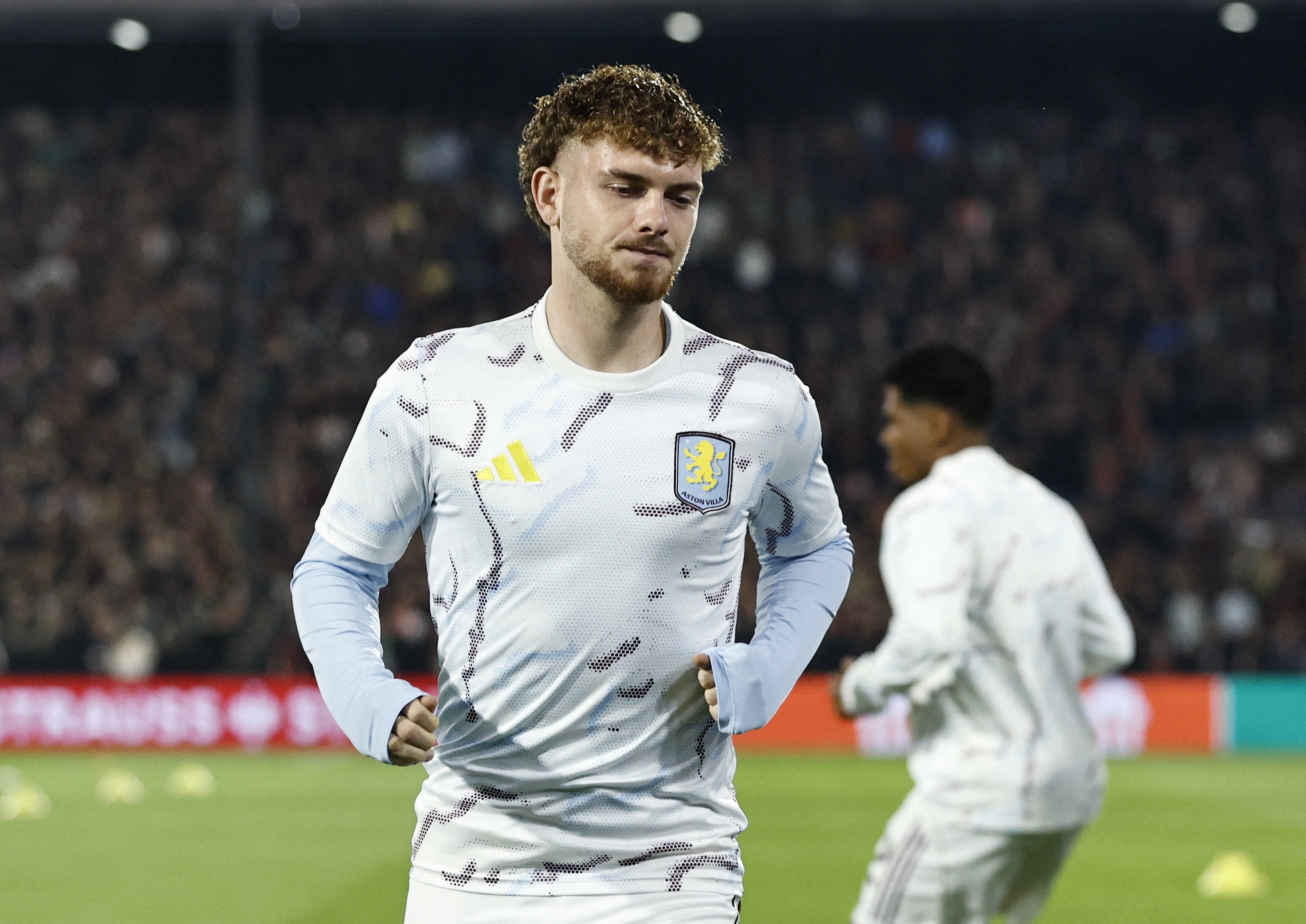 乐鱼体育app-英媒：夏洛特FC无法承担埃利奥特3500万镑买断金额，只希望租借