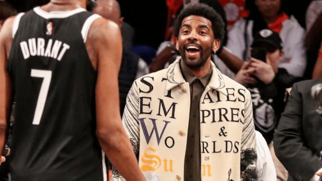 乐鱼体育app-欧文进入巴克莱中心观战，杜兰特53分表示欢迎