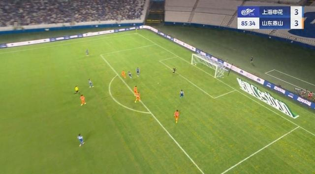 2场7球！瓦科上演帽子戏法，泰山本场第三度扳平，3-3申花！